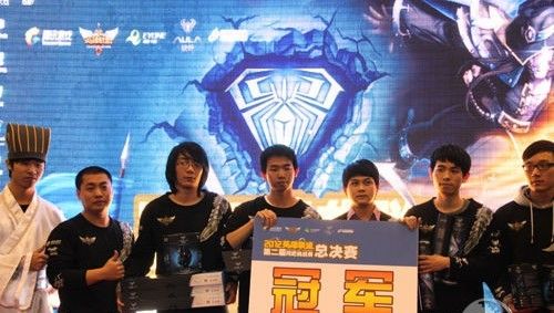 他以 他以